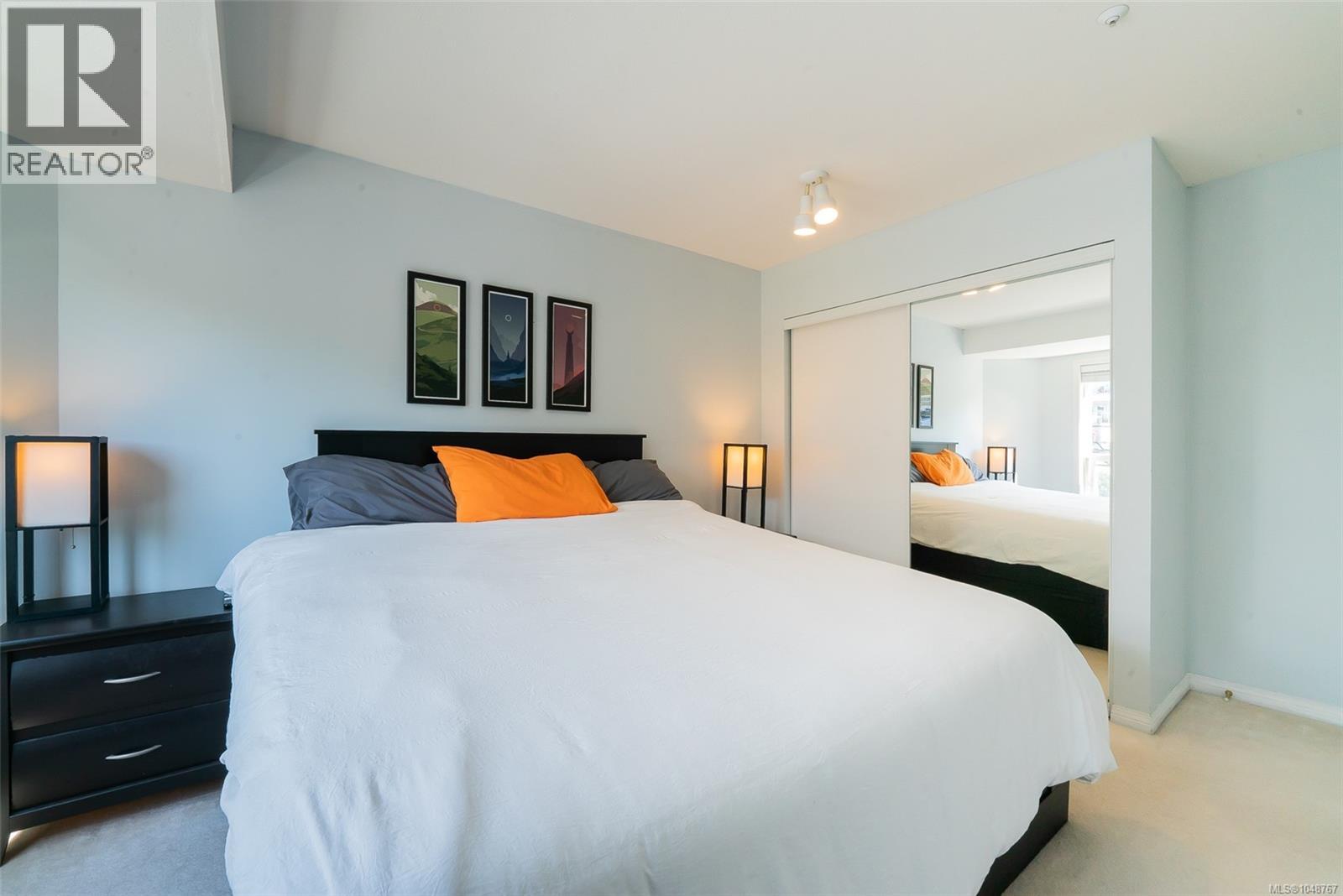 405 1631 Dufferin Cres Property Photo 14