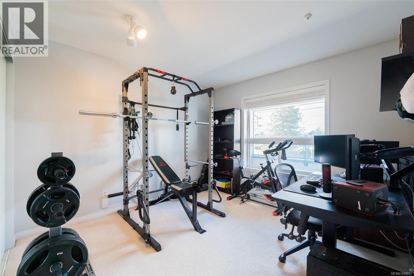 405 1631 Dufferin Cres Property Photo 15