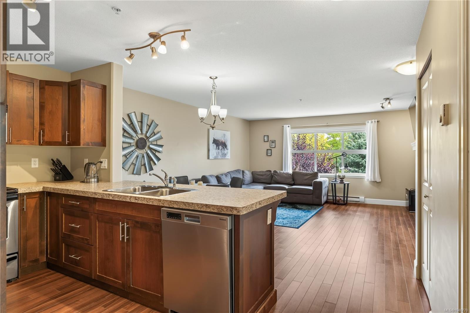 201 5965 Kaden Pl Property Photo 6
