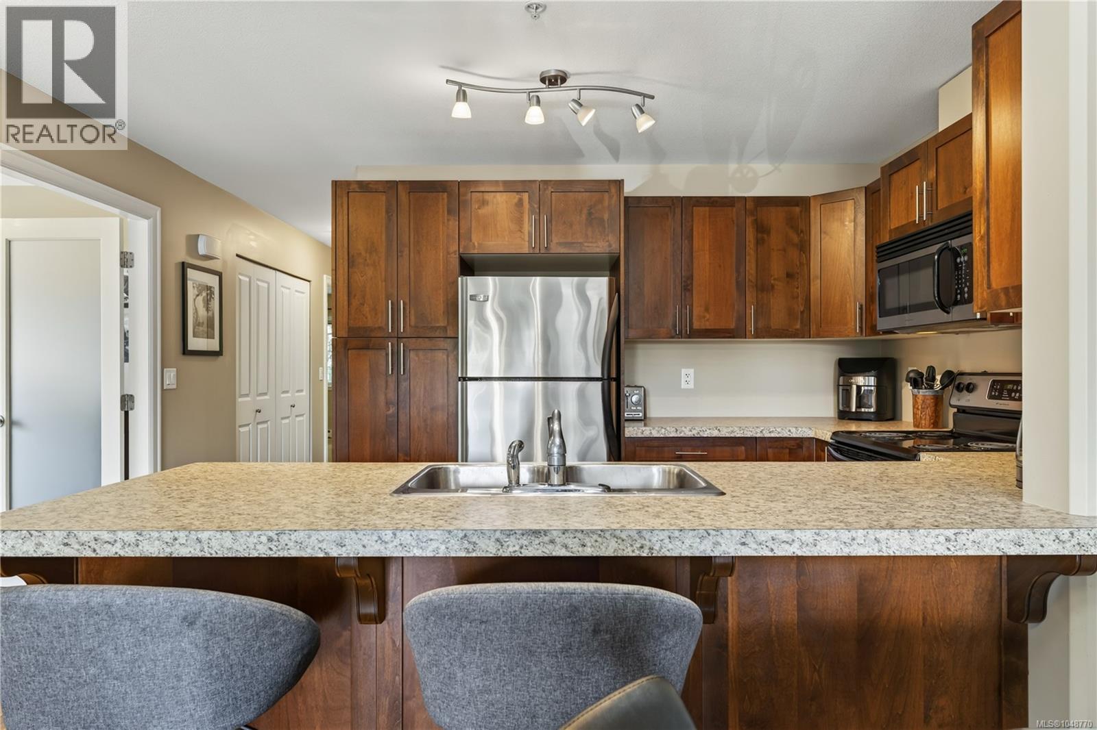 201 5965 Kaden Pl Property Photo 20