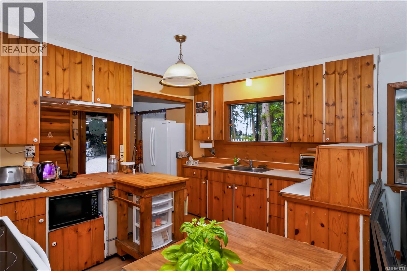 119 Creekside Dr Property Photo 4