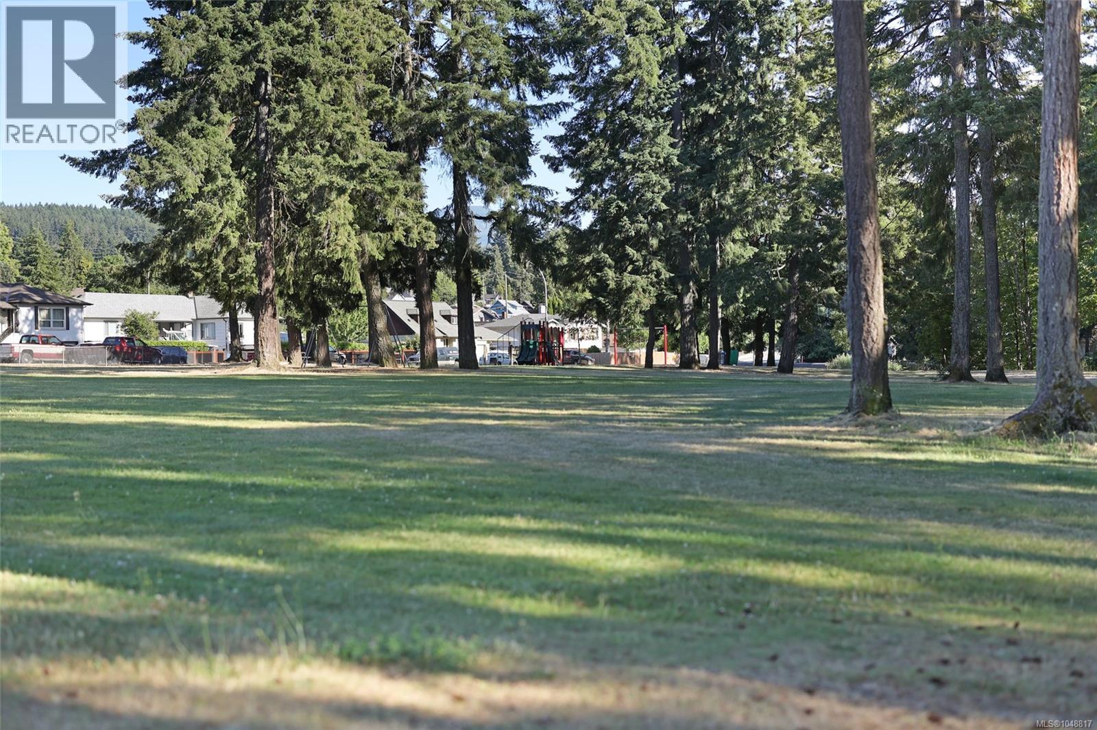 2 2846 4th Ave Property Photo 36