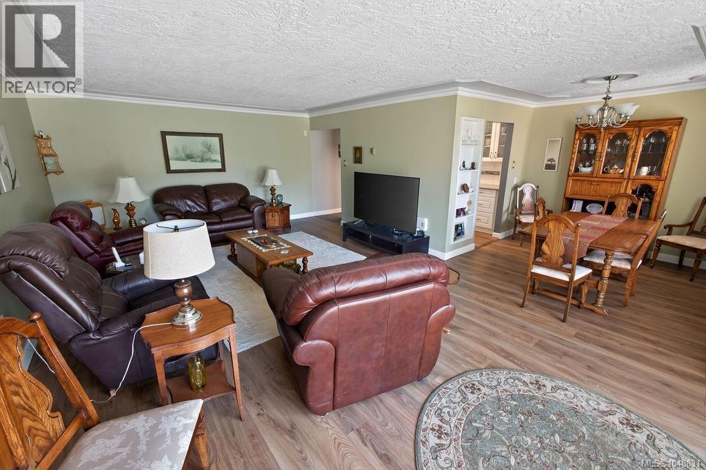 410 1025 Inverness Rd Property Photo 6