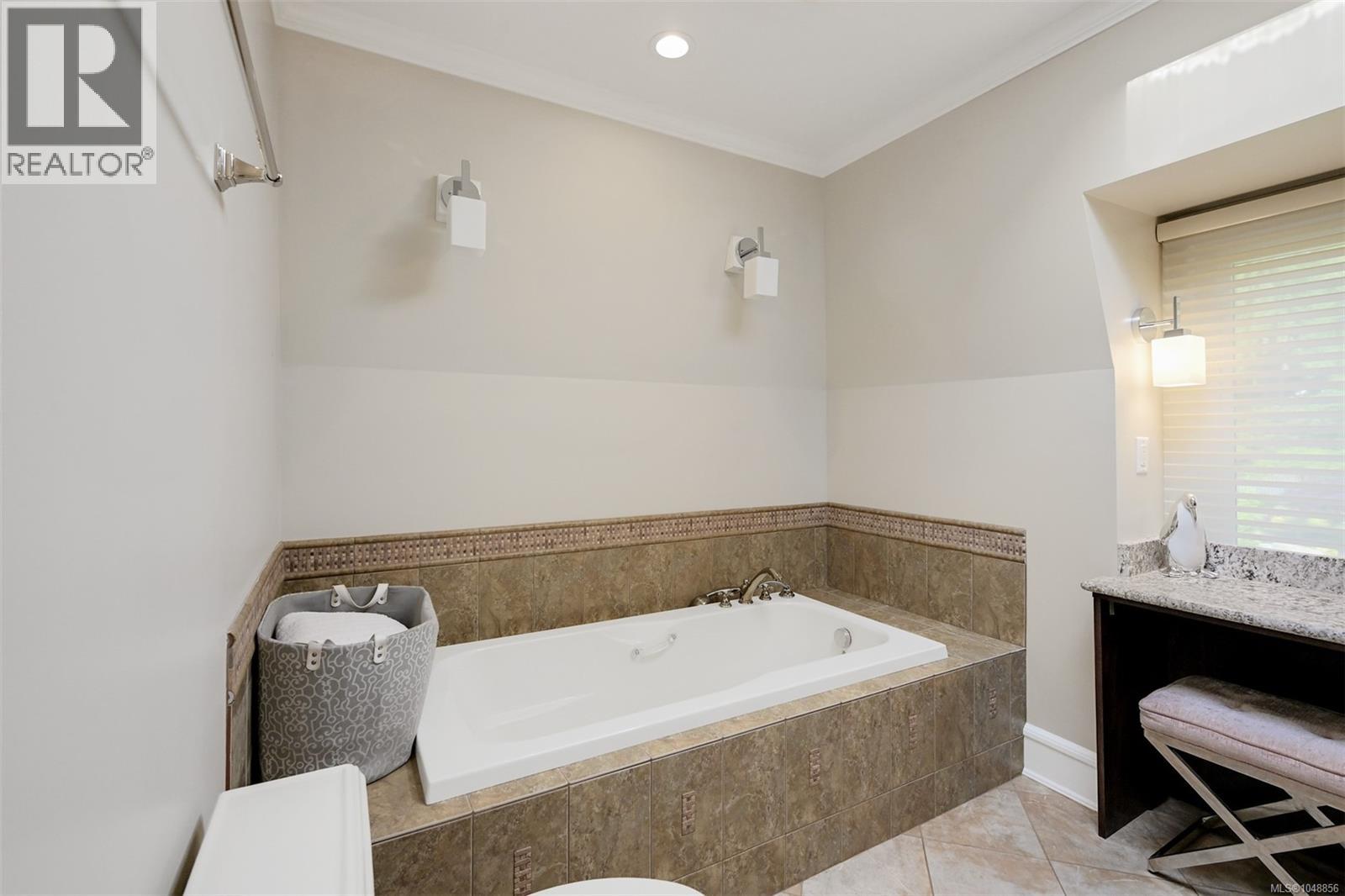 3075 Devon Rd Property Photo 28
