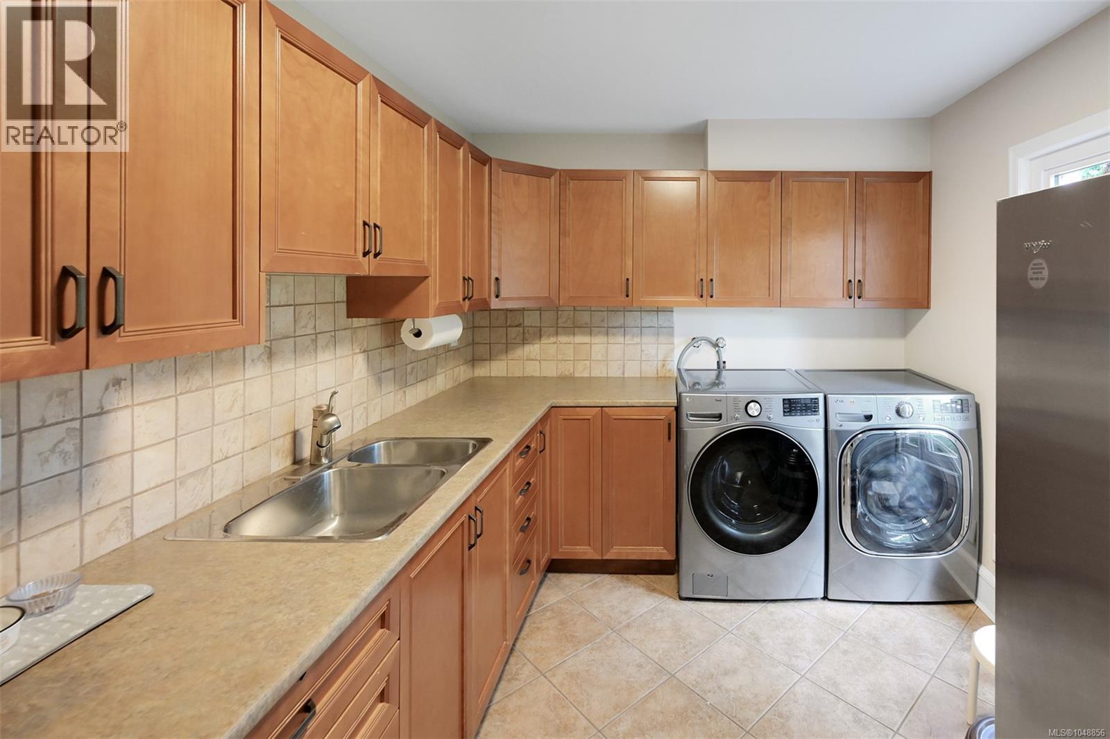 3075 Devon Rd Property Photo 37