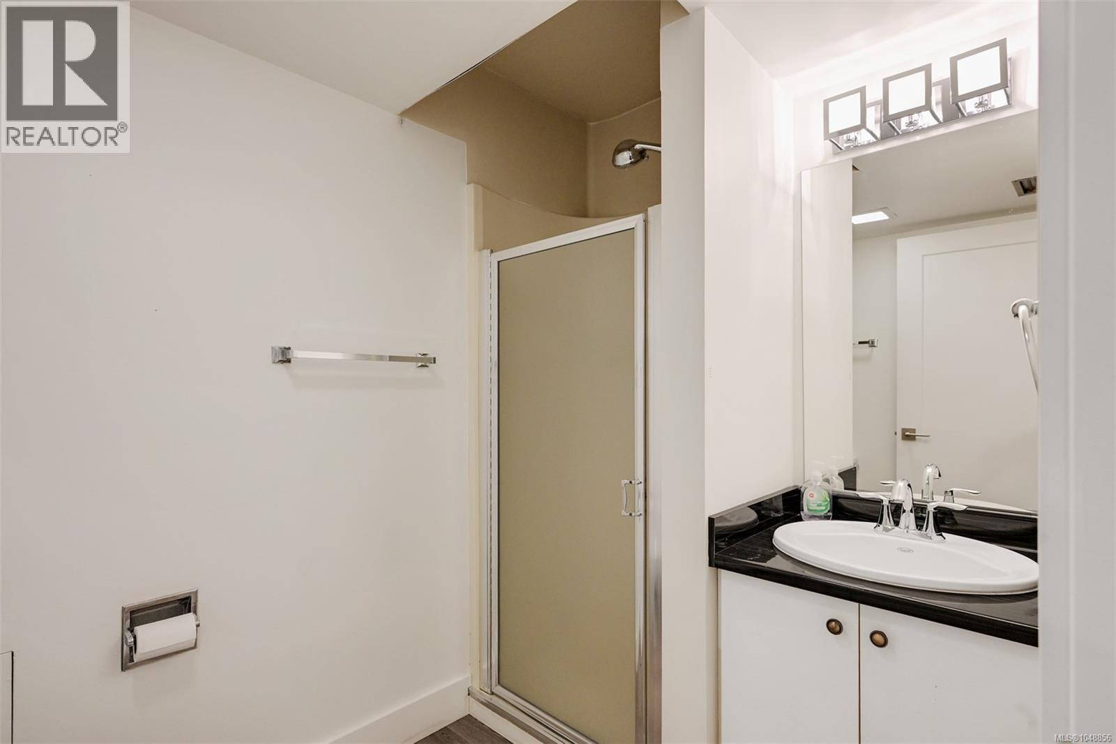 3075 Devon Rd Property Photo 40
