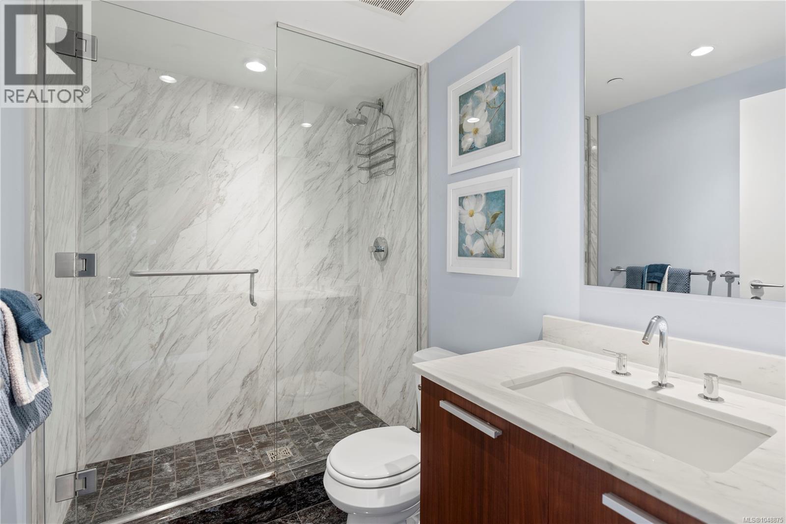 1506 707 Courtney St Property Photo 23