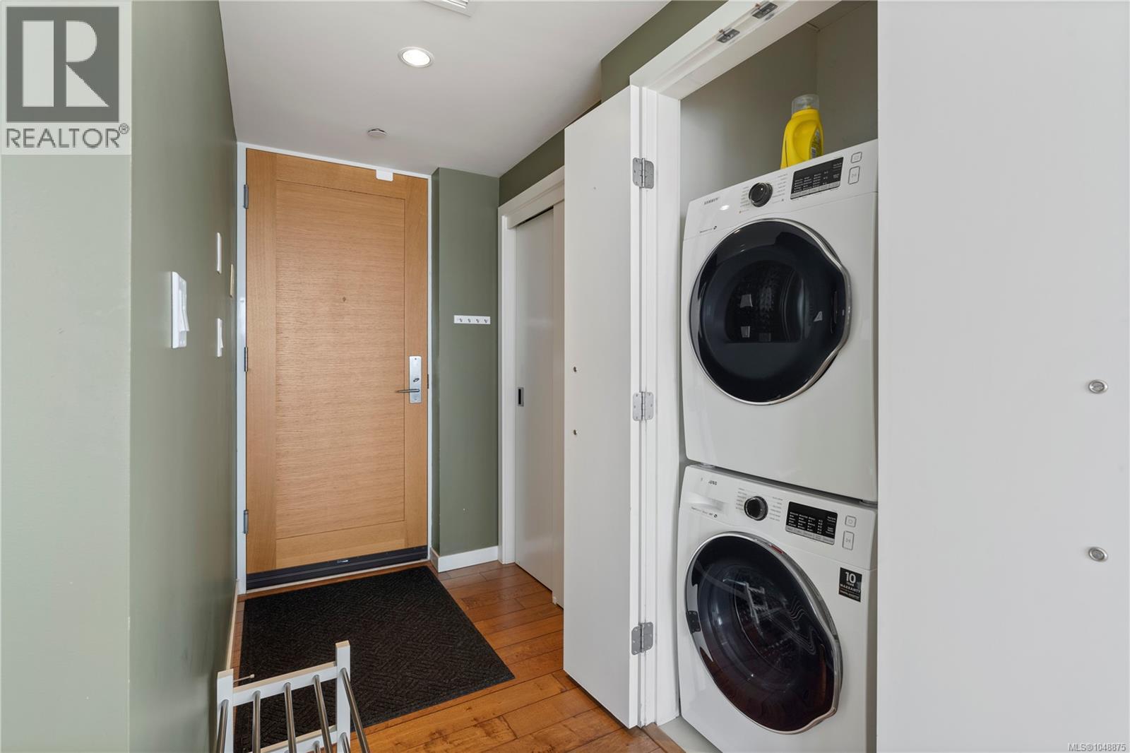 1506 707 Courtney St Property Photo 24