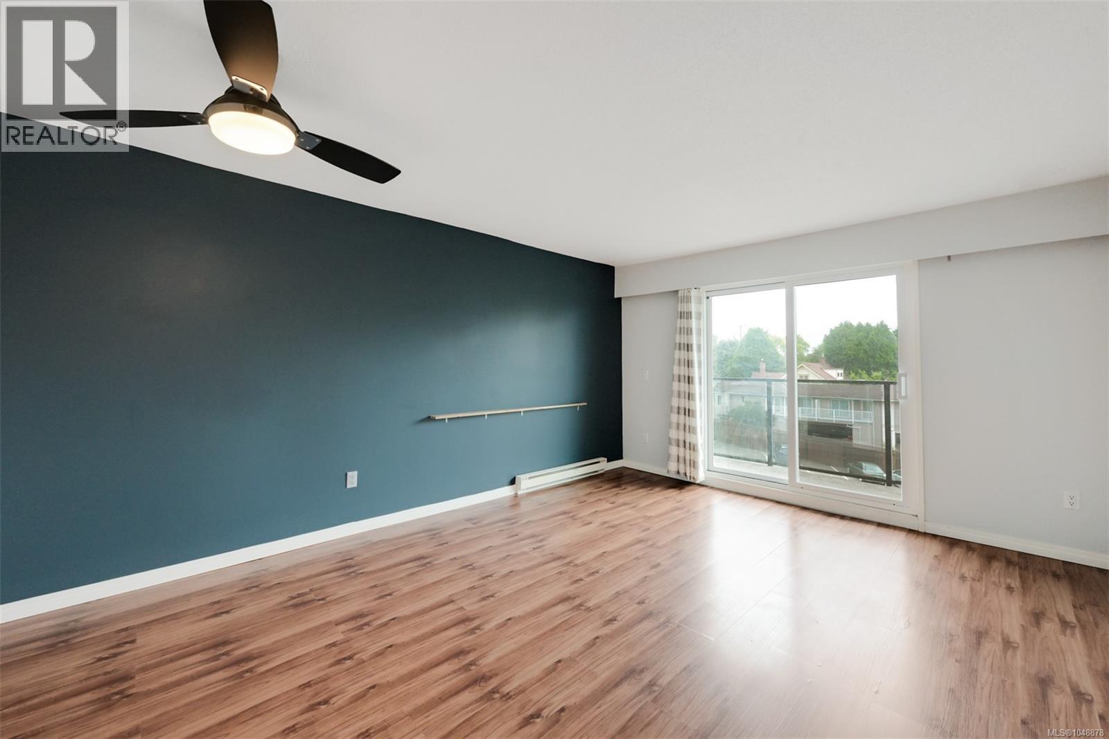 403 859 Carrie St Property Photo 5