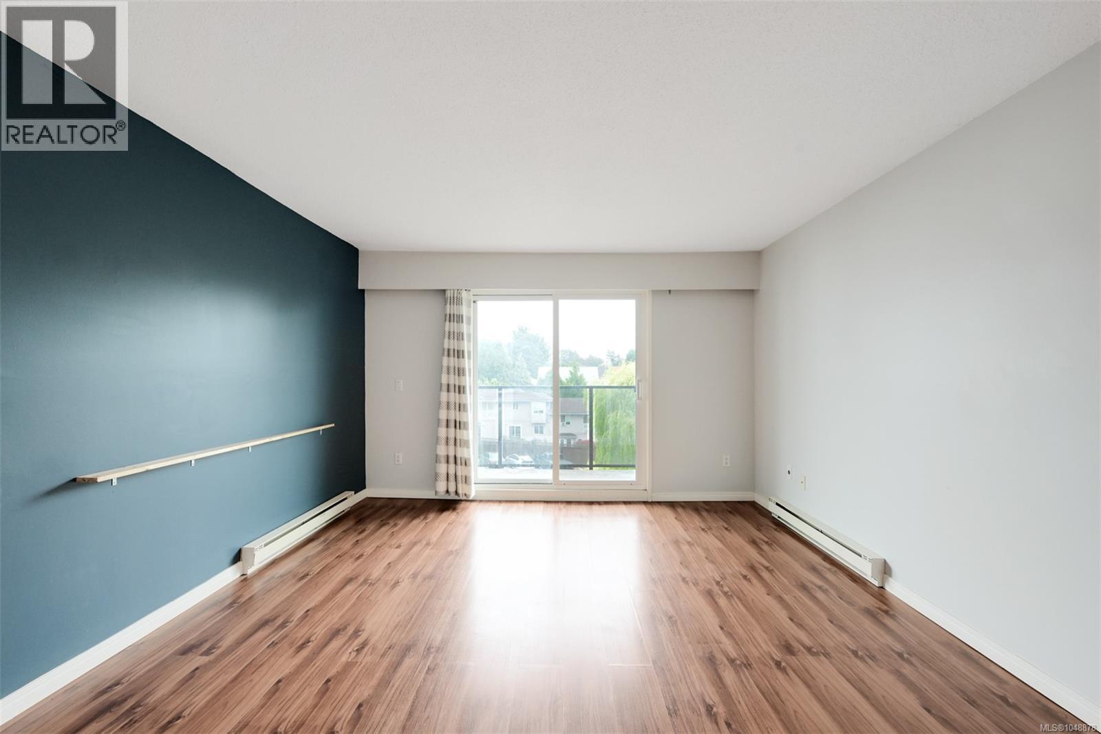403 859 Carrie St Property Photo 6
