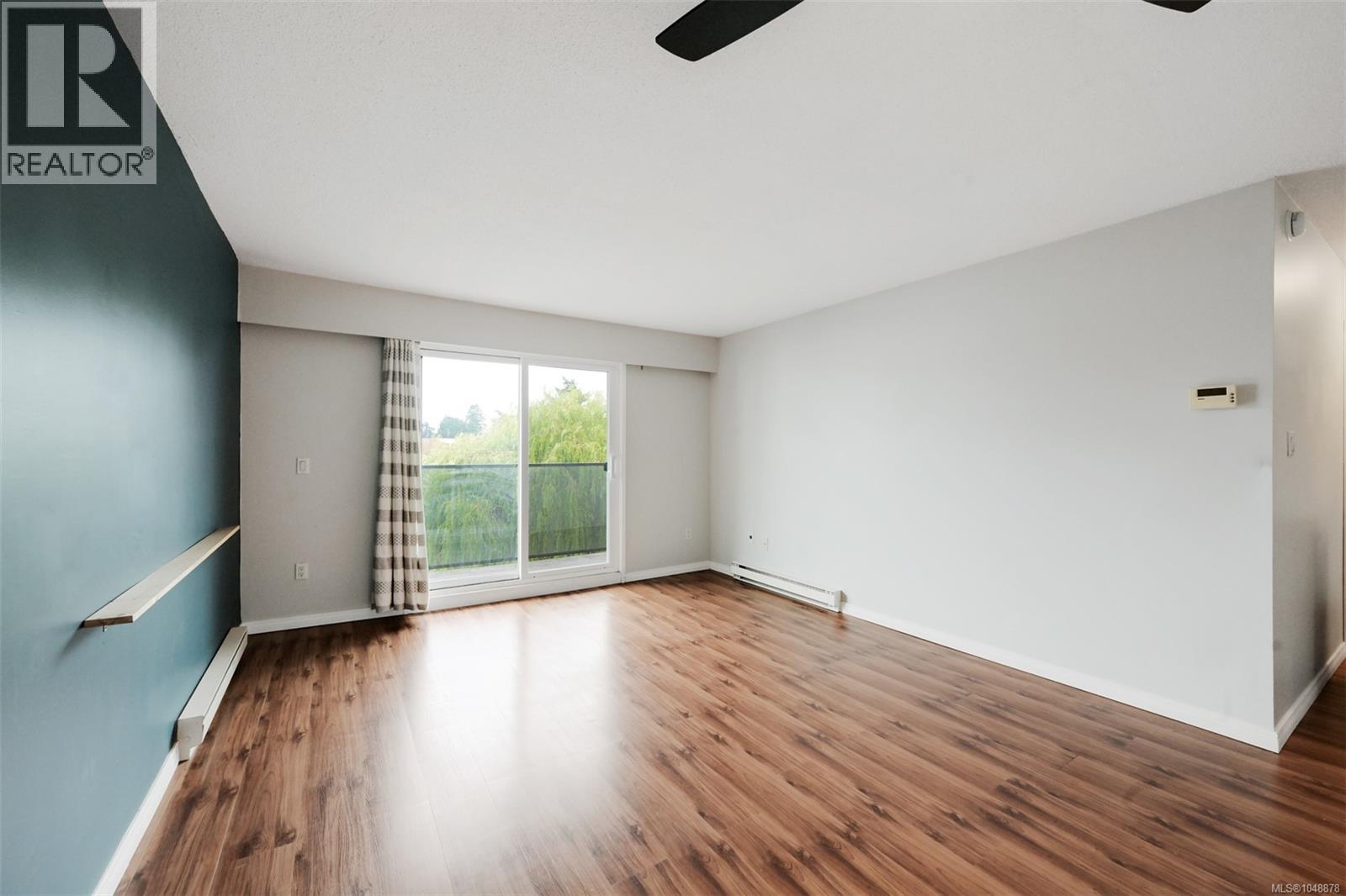403 859 Carrie St Property Photo 7