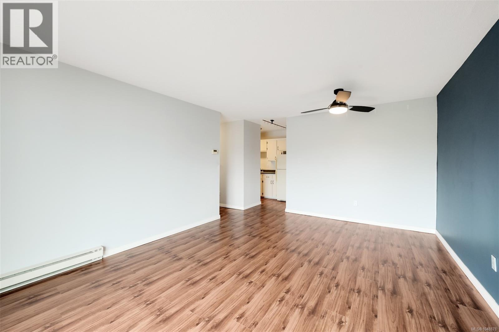 403 859 Carrie St Property Photo 8