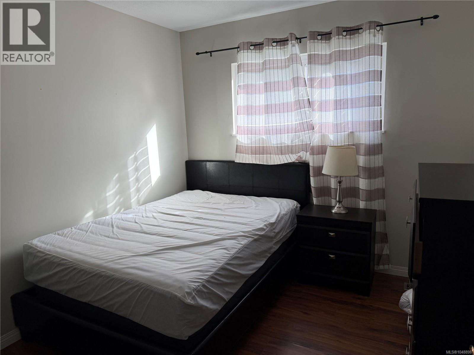 69 Mckay Cres Property Photo 11