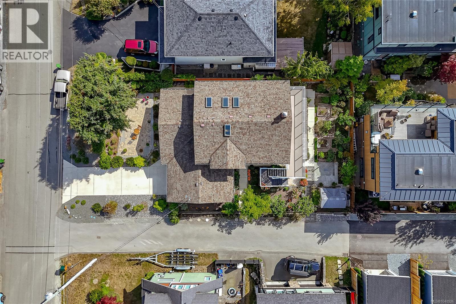 2485 Orchard Ave Property Photo 49