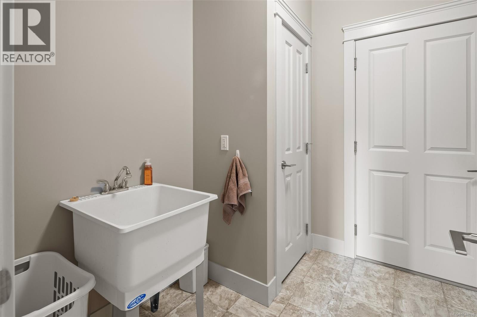 3031 Phillips Rd Property Photo 31