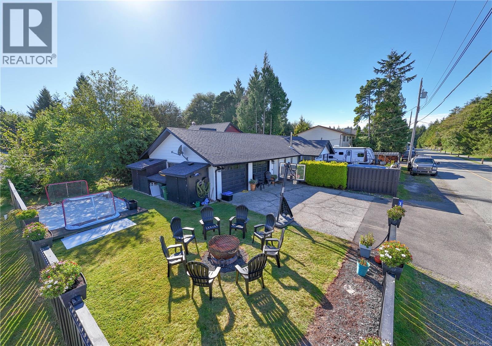 1626 Larch Rd Property Photo 1