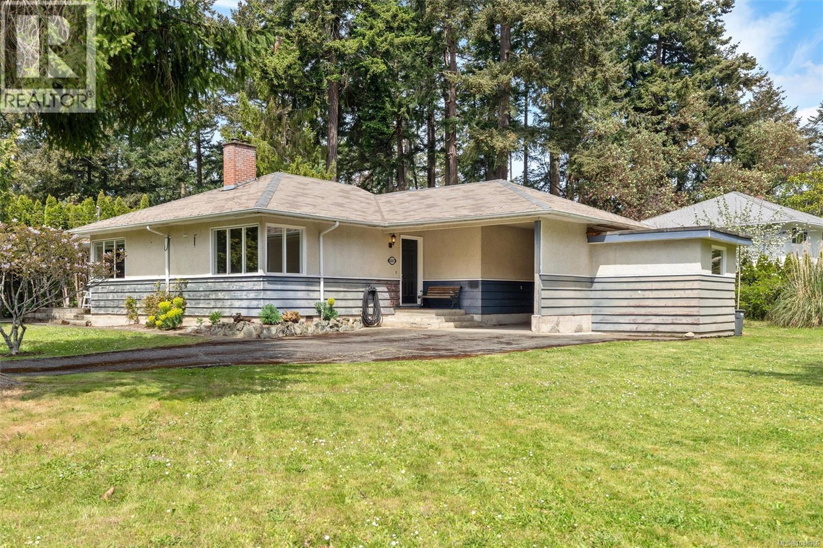 4047 Haro Rd Property Photo 1