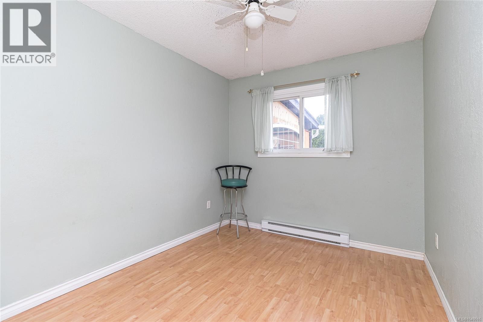 2890 Canyon Park Pl Property Photo 15