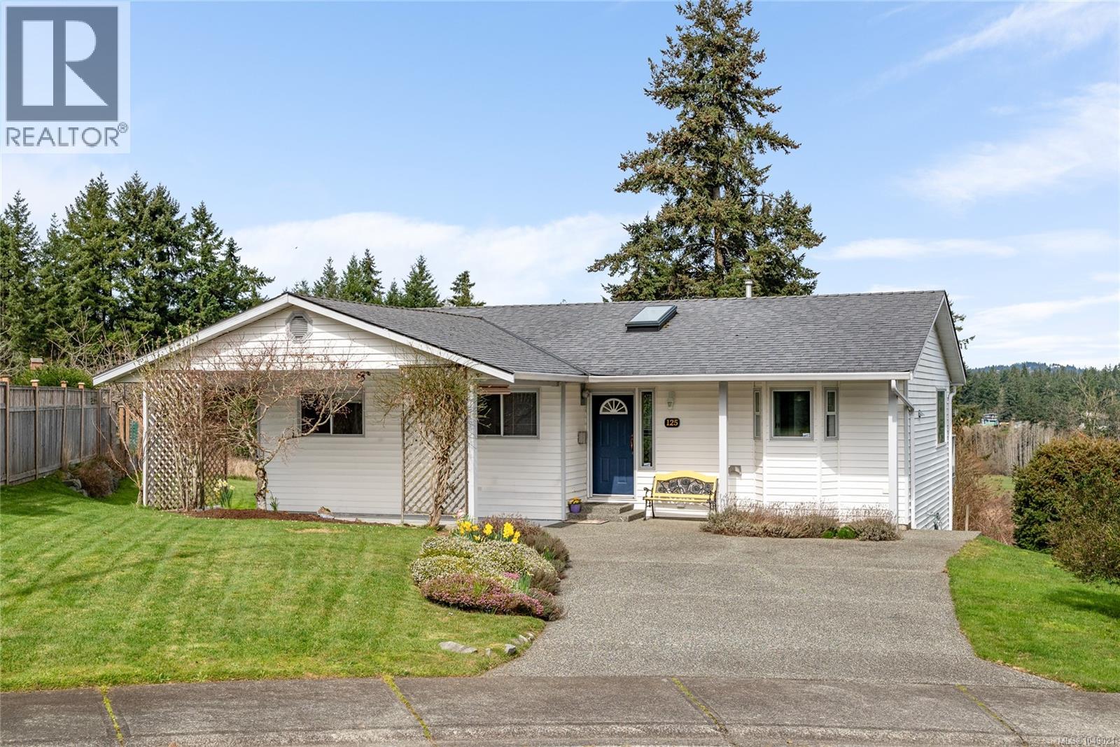 125 Sylvan Pl