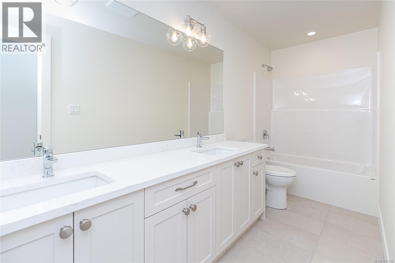 2172 Bellflower Dr Property Photo 19
