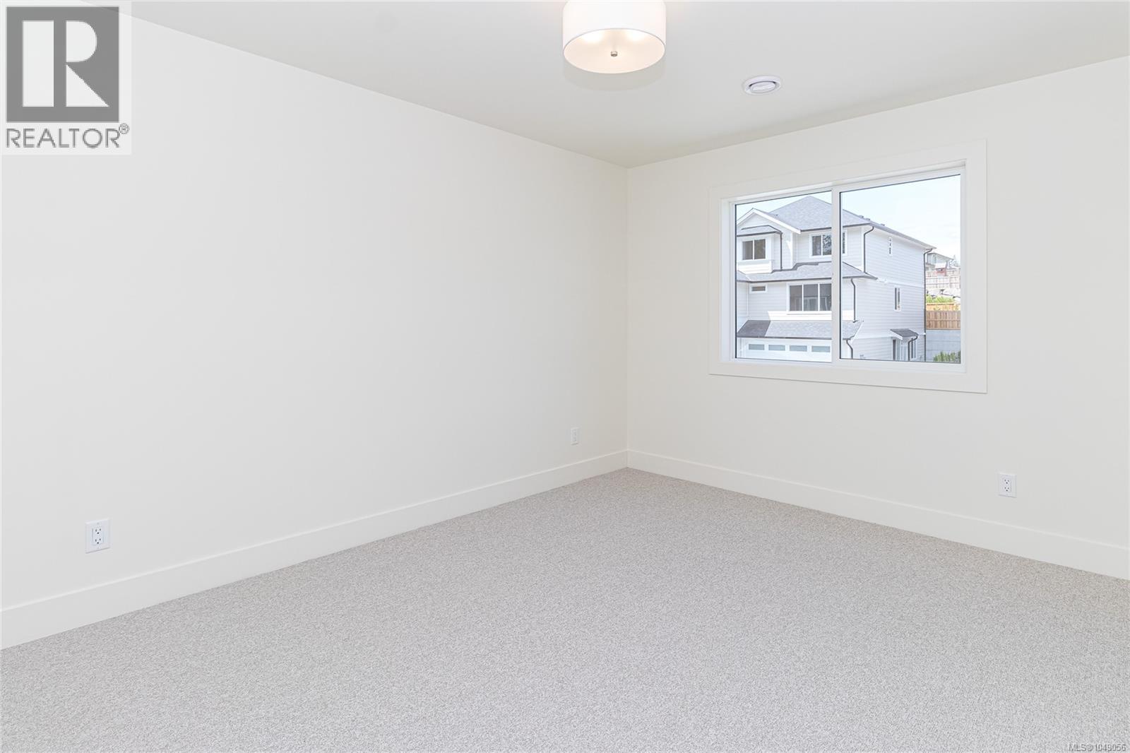2172 Bellflower Dr Property Photo 20