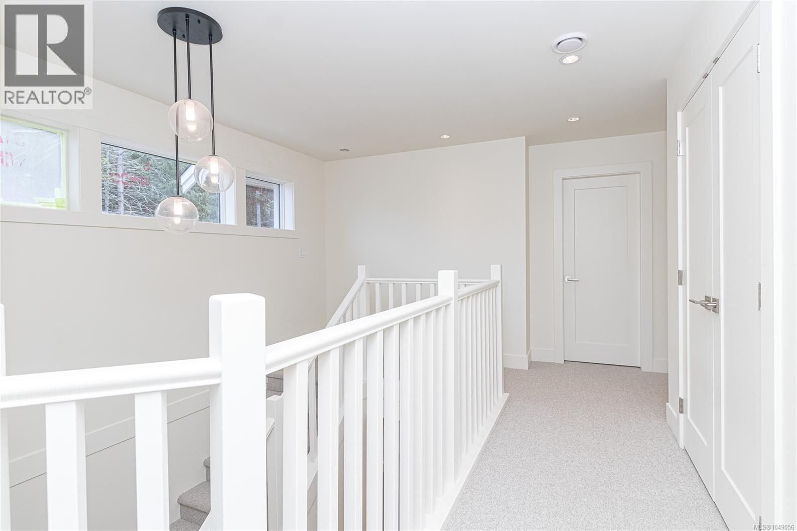 2172 Bellflower Dr Property Photo 23