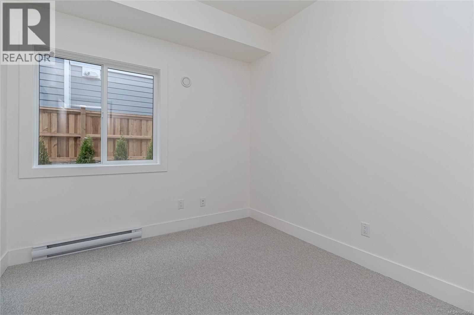 2168 Bellflower Dr Property Photo 36