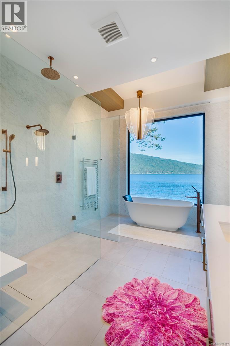 848 Lands End Rd Property Photo 27