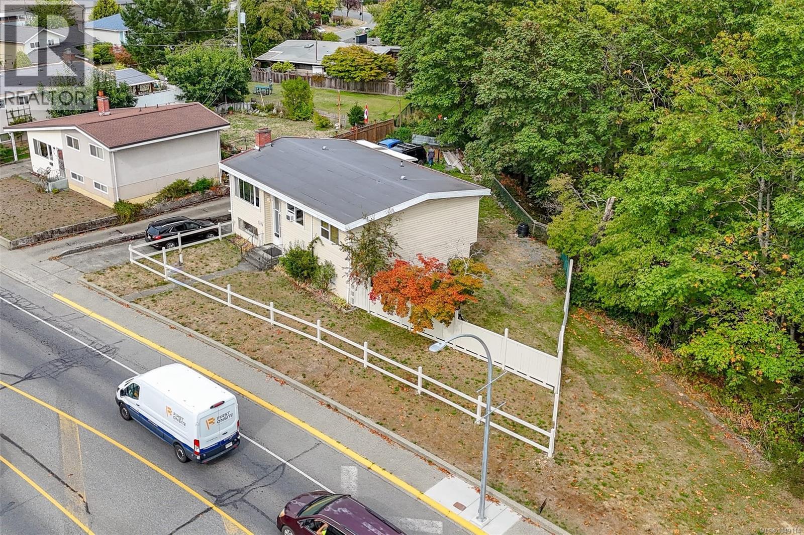770 Government St Property Photo 3