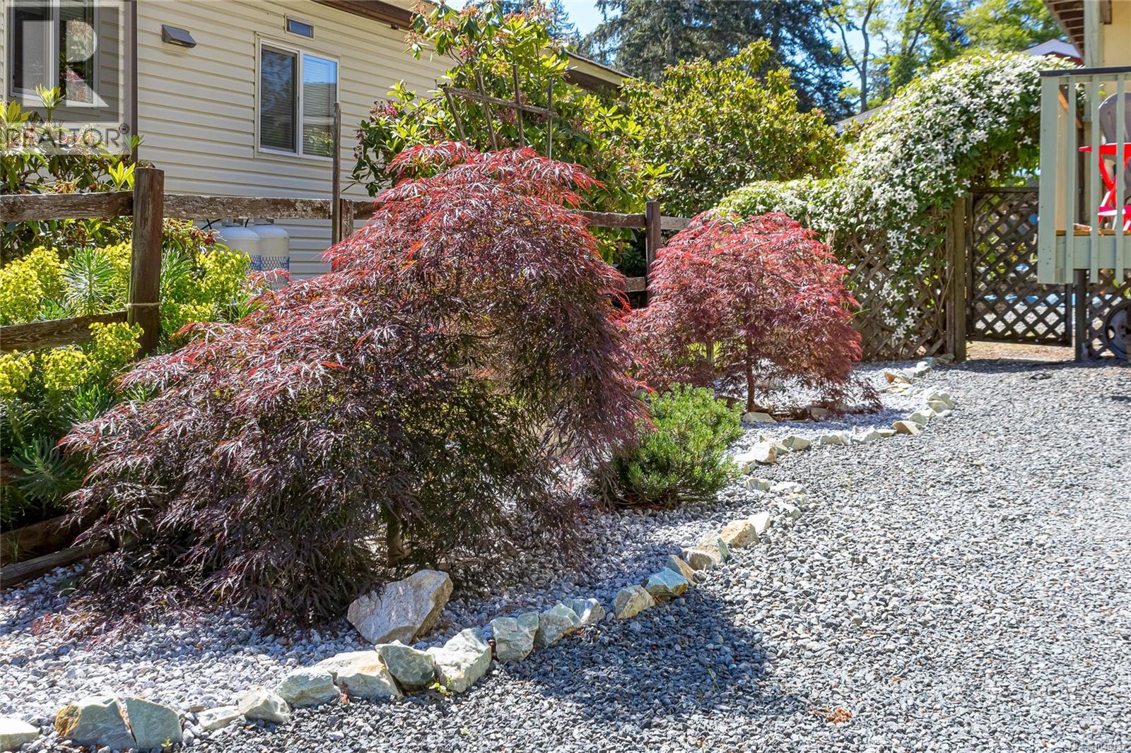 21 1265 Cherry Point Rd Property Photo 37