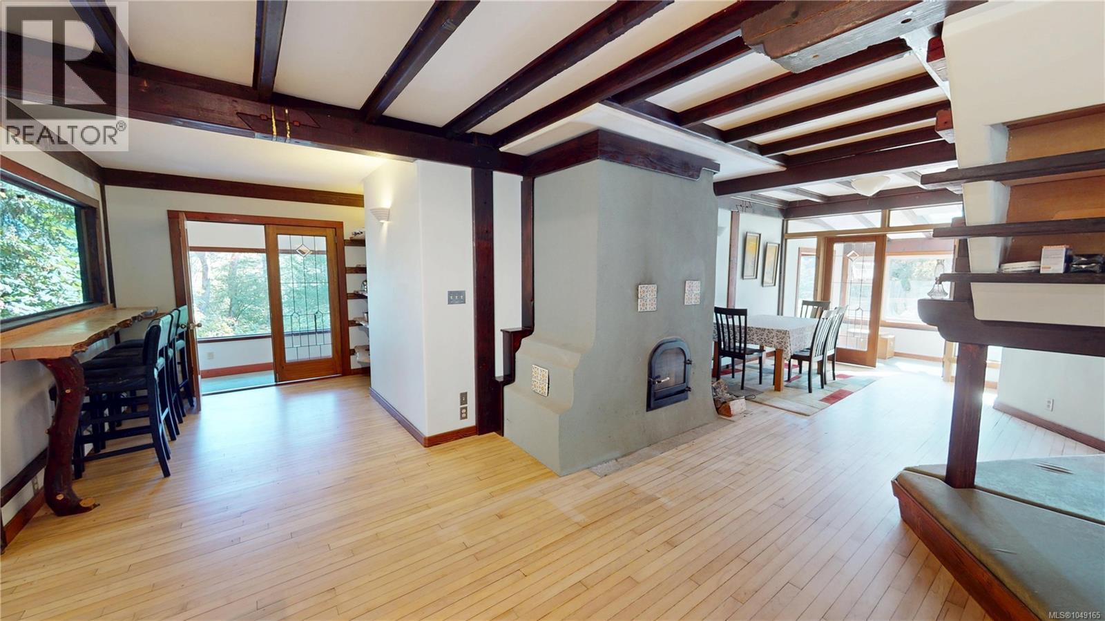 3199 Coast Rd Property Photo 10