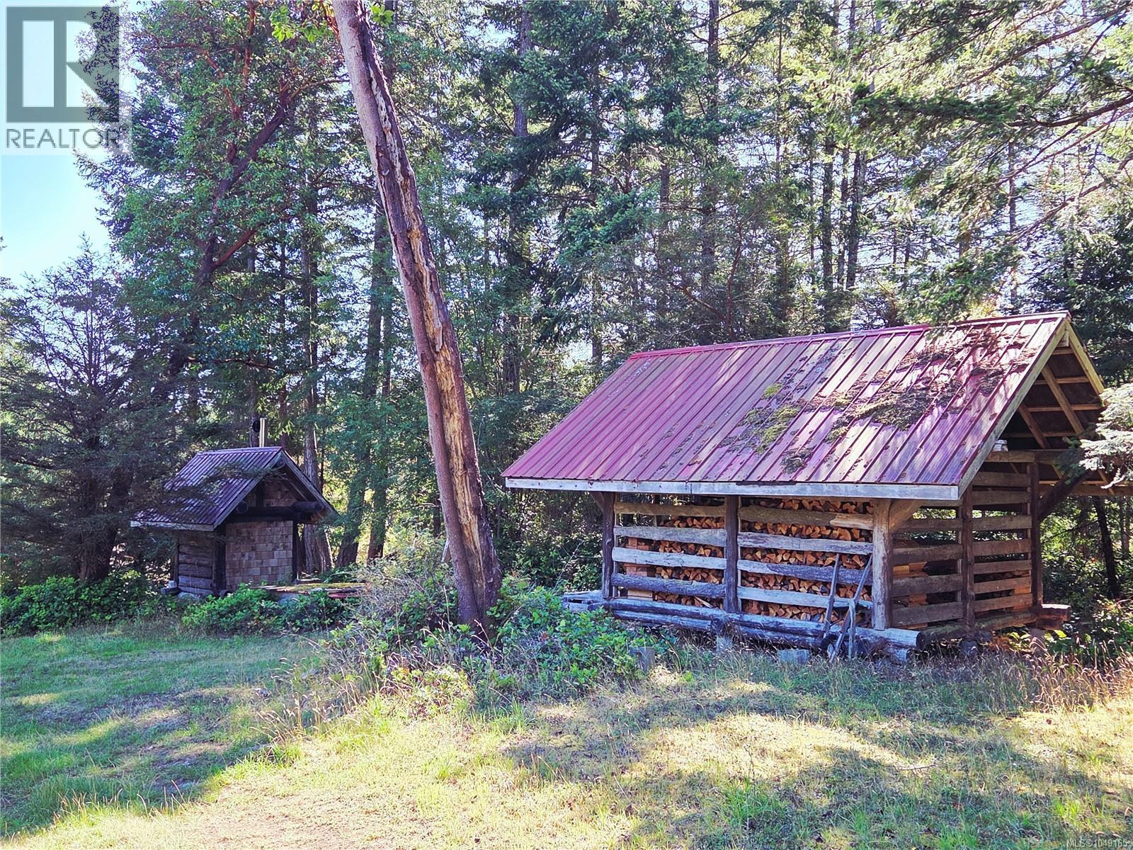 3199 Coast Rd Property Photo 31