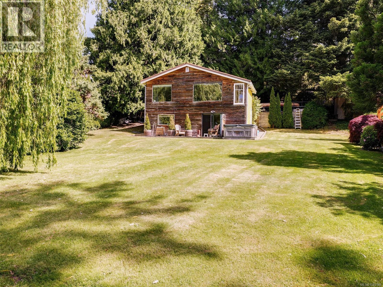 1167 Goldstream Ave Property Photo 17
