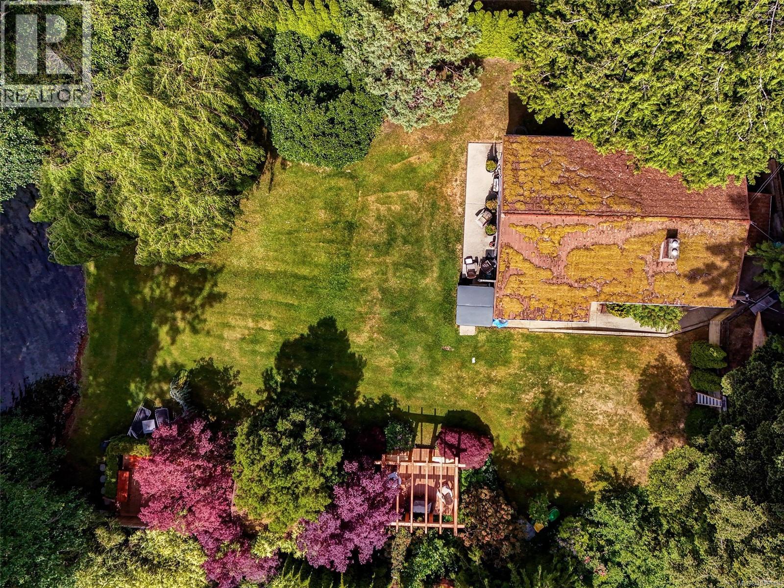 1167 Goldstream Ave Property Photo 30