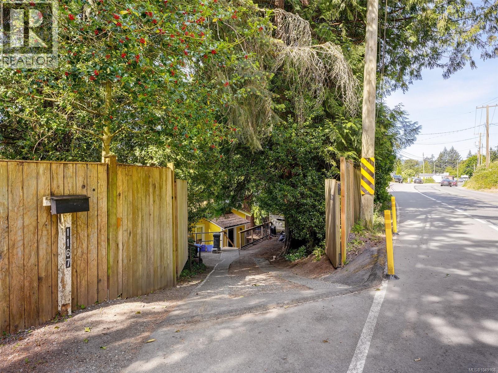 1167 Goldstream Ave Property Photo 31