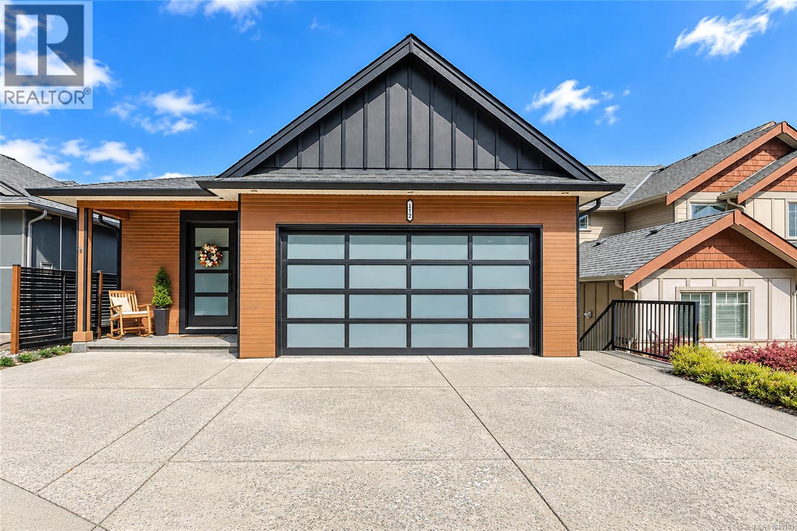 112 1177 Deerview Pl Property Photo 1