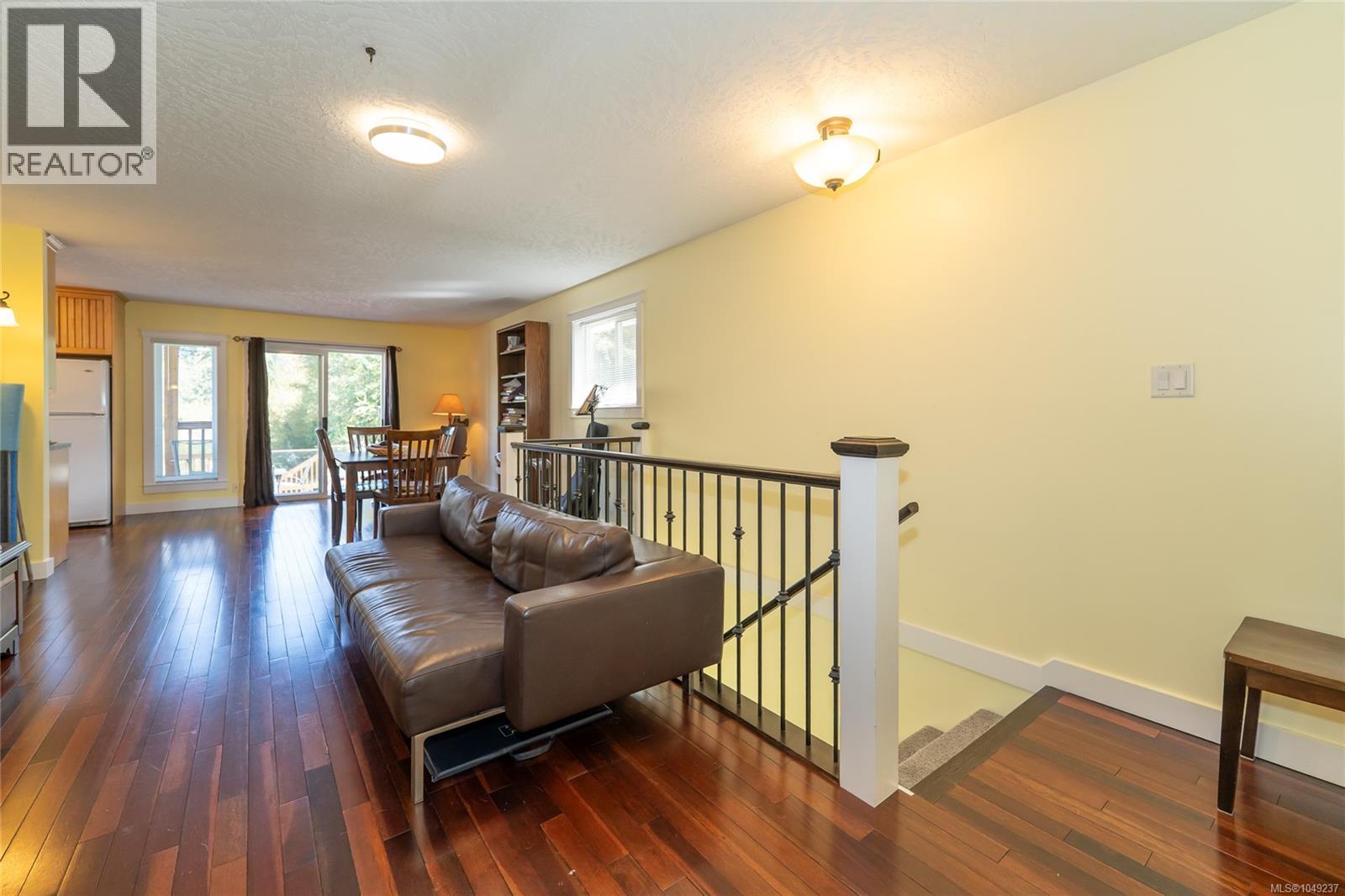 3341 Boyles Rd Property Photo 10