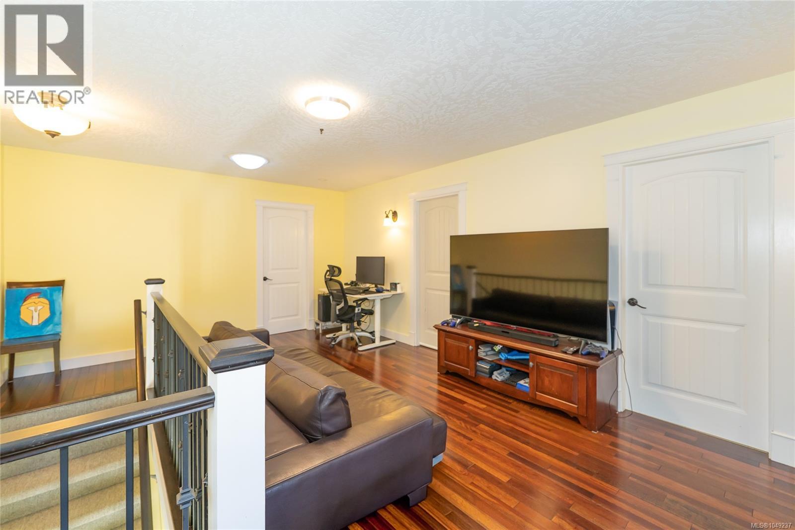 3341 Boyles Rd Property Photo 11