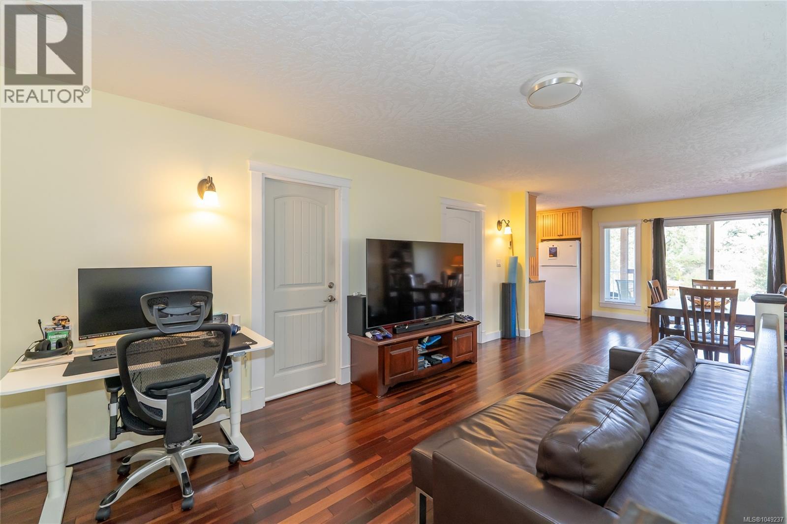 3341 Boyles Rd Property Photo 17