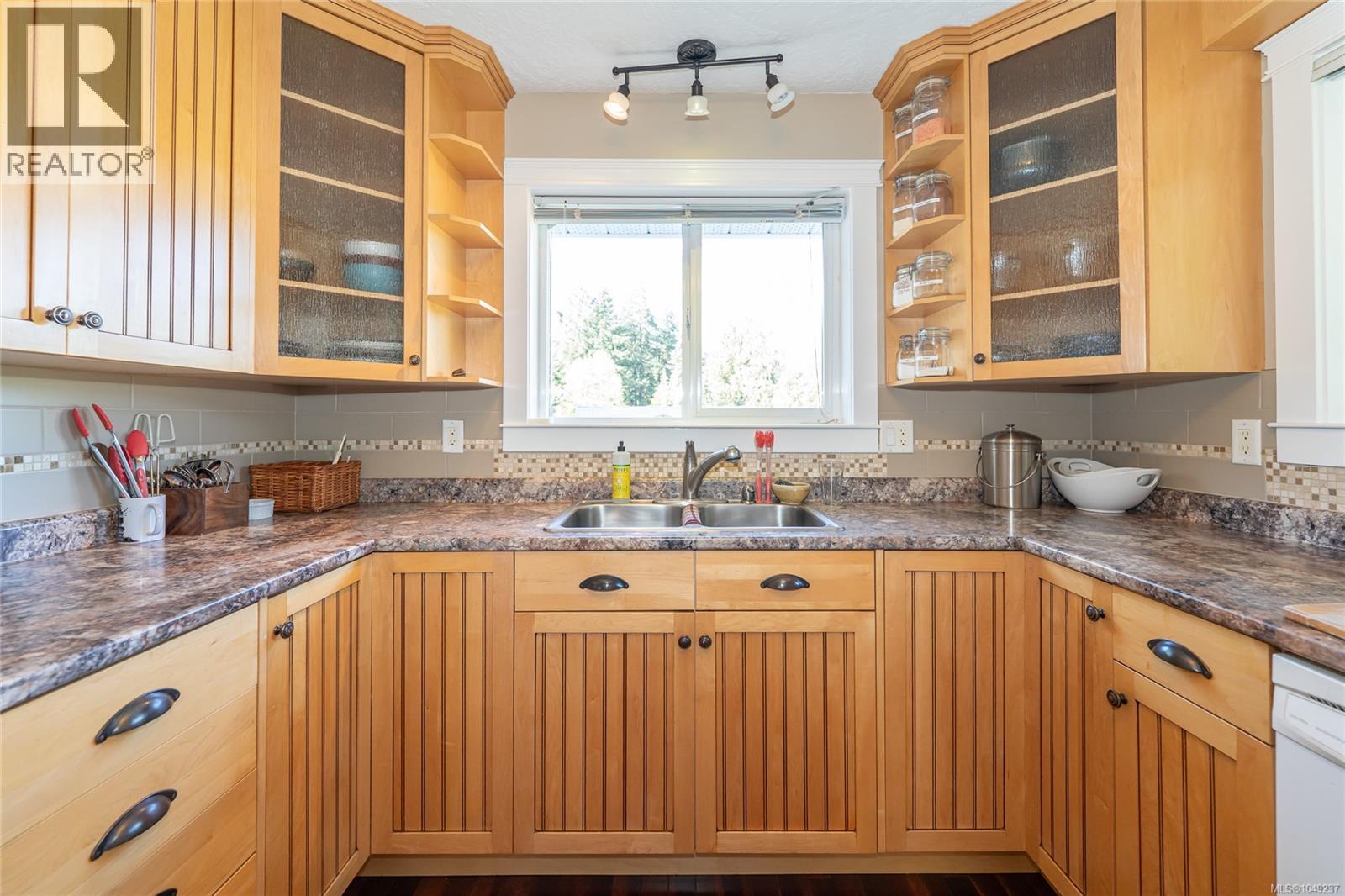 3341 Boyles Rd Property Photo 19