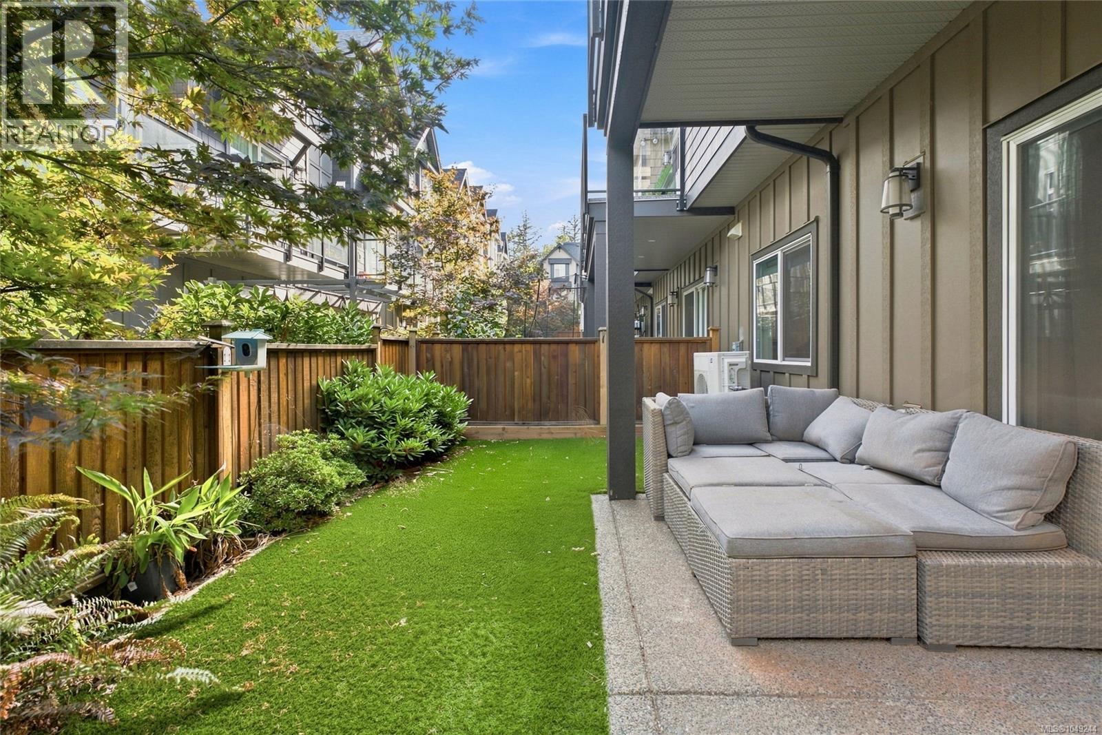 1212 Moonstone Loop Property Photo 41