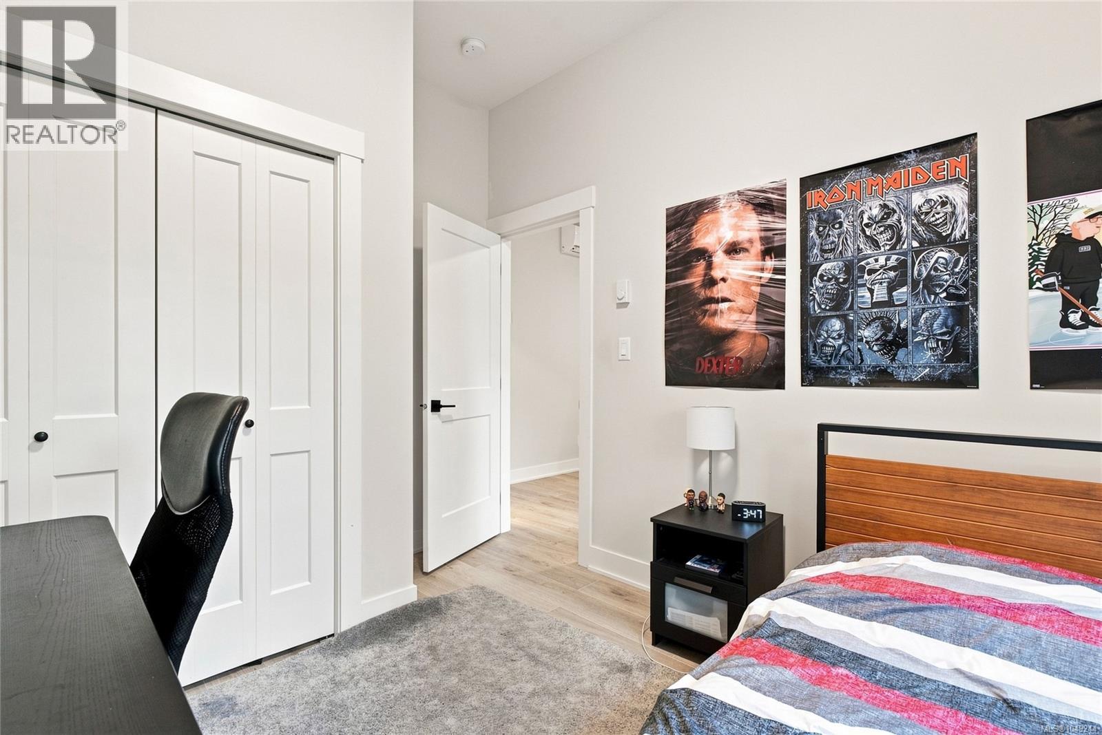 1212 Moonstone Loop Property Photo 47