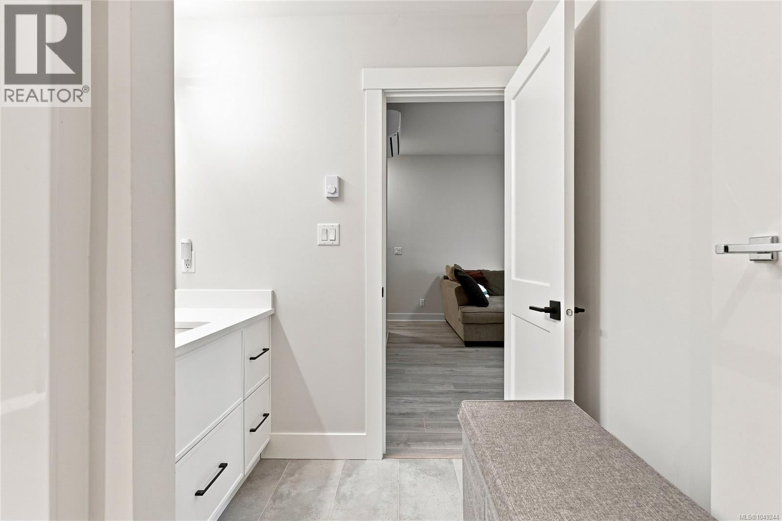 1212 Moonstone Loop Property Photo 49