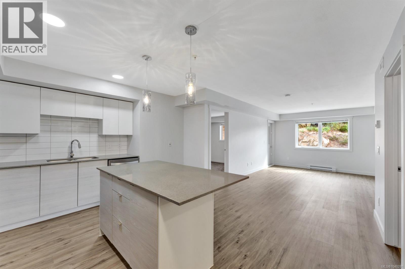 208 4810 Cedar Ridge Pl Property Photo 7
