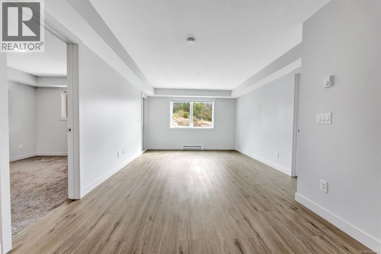208 4810 Cedar Ridge Pl Property Photo 9