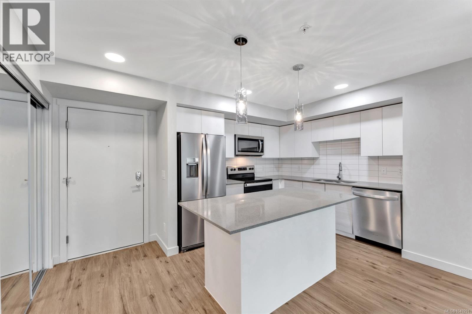 208 4810 Cedar Ridge Pl Property Photo 19