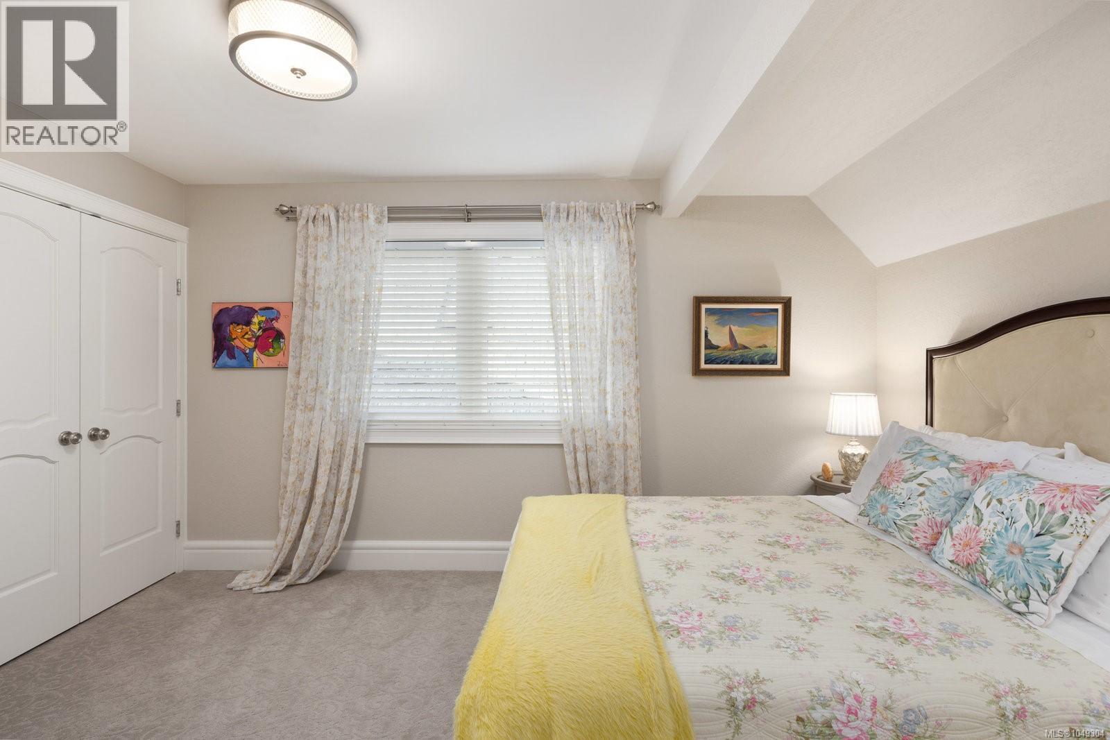 2773 Arbutus Rd Property Photo 41