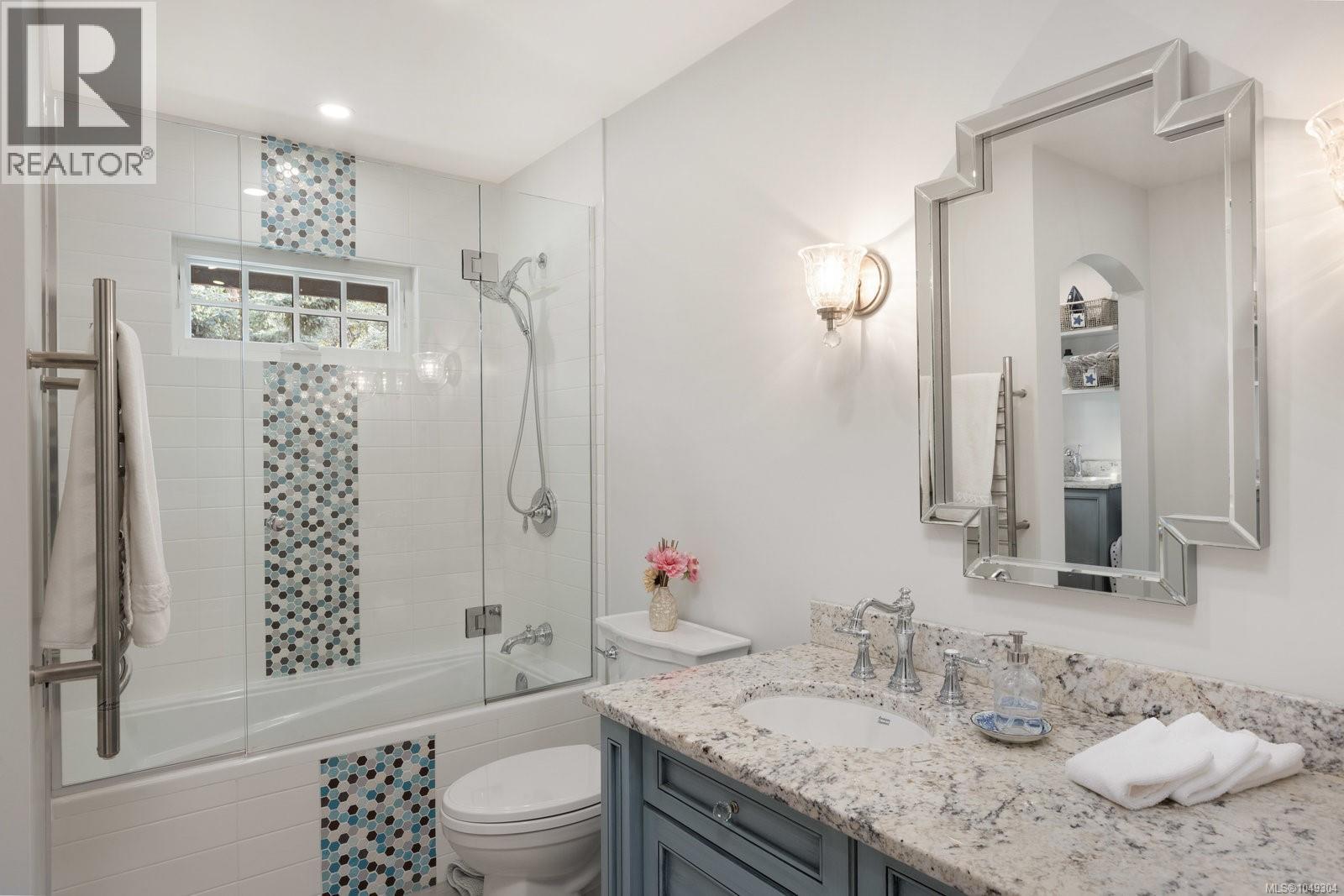 2773 Arbutus Rd Property Photo 42