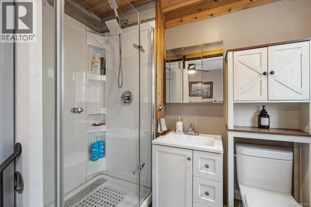 2107 Aaron Way Property Photo 14