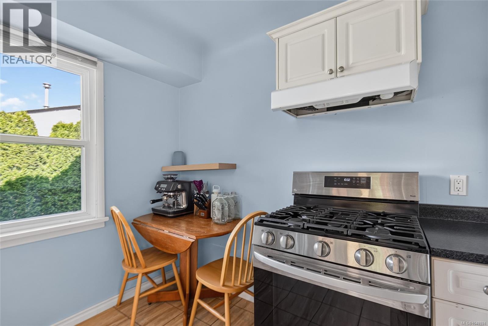 930 Wharncliffe Rd Property Photo 20